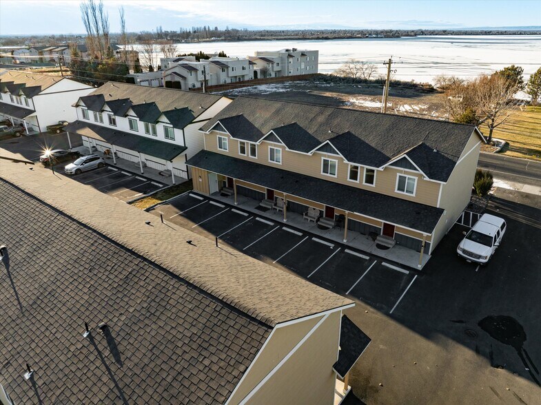 More Photos Of 2729 W Marina Dr, Moses Lake Apartments For Sale