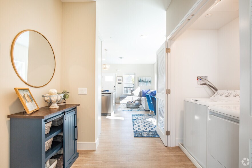 More Photos Of 1080 New York Ave, Huntington Station Apartments For Sale