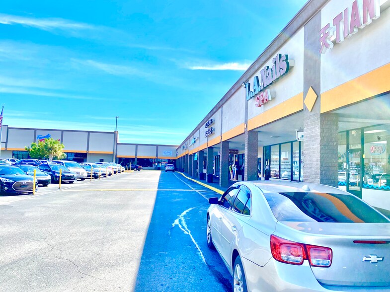 More Photos Of 6658 Ridge Rd, Port Richey Unknown For Lease