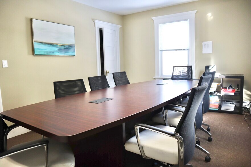 More Photos Of 1480 Bedford St, Stamford Office For Lease