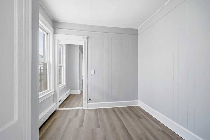 More Photos Of 4 Convent Ave, Yonkers Apartments For Sale