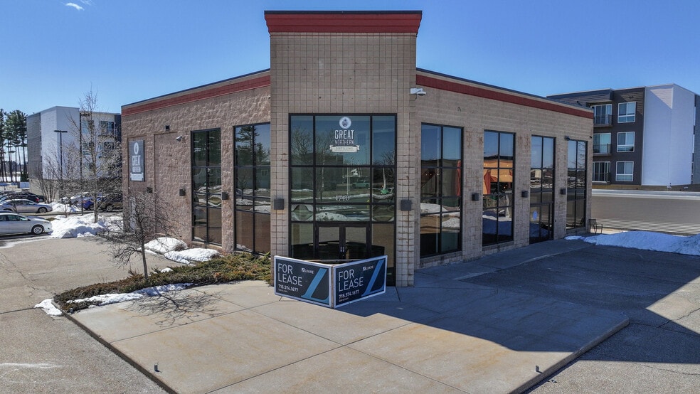 Primary Photo Of 1740 Park Ave, Plover Storefront Retail Office For Lease