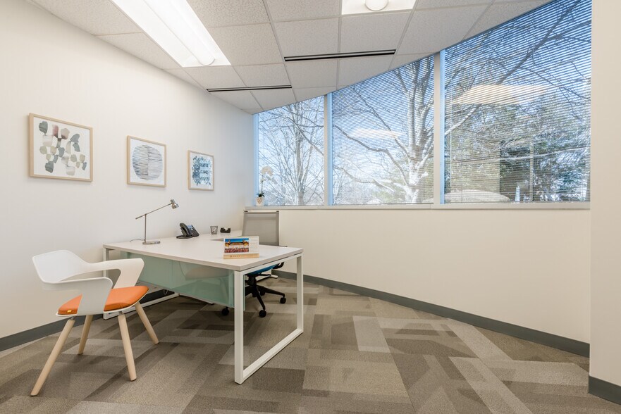 More Photos Of 8609 Westwood Center Dr, Vienna Office For Lease