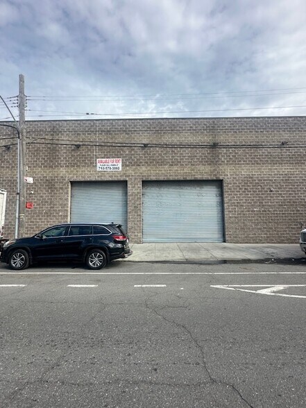 Primary Photo Of 1363 Randall Ave, Bronx Warehouse For Lease