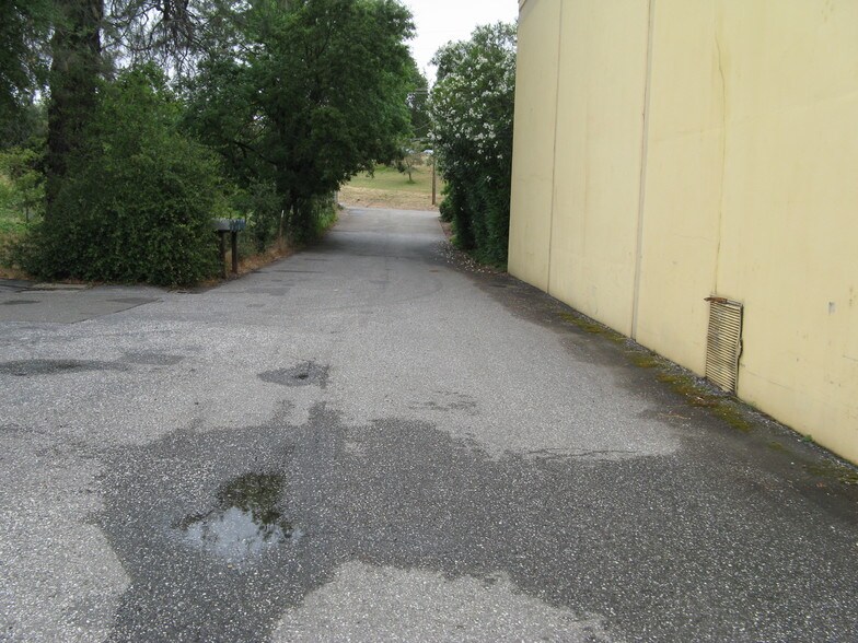 More Photos Of 321 Nevada St, Auburn Flex For Lease