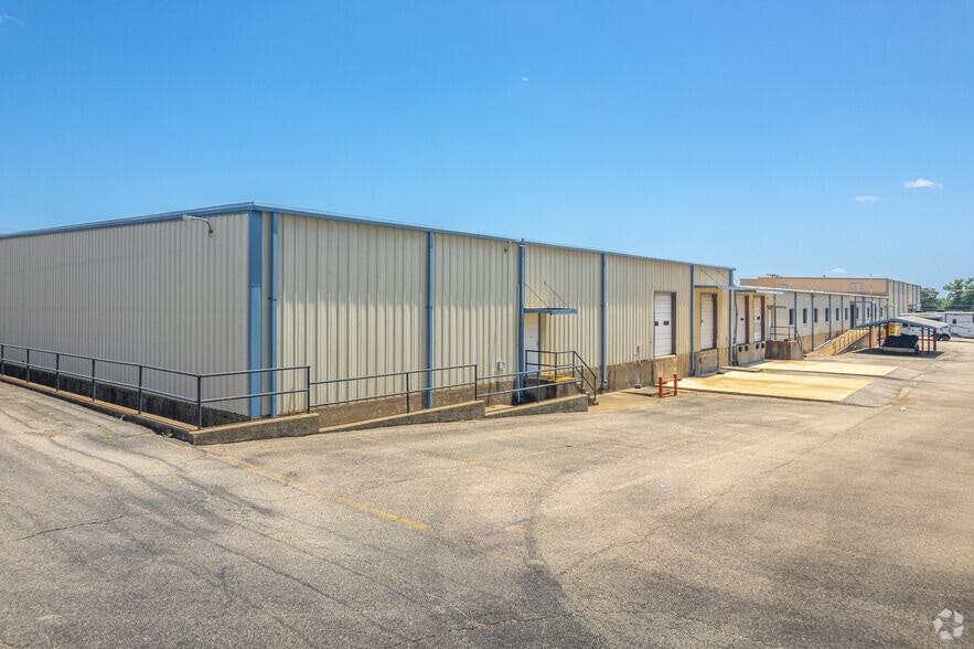 More Photos Of 1411 Flat Creek Rd, Athens Manufacturing For Lease