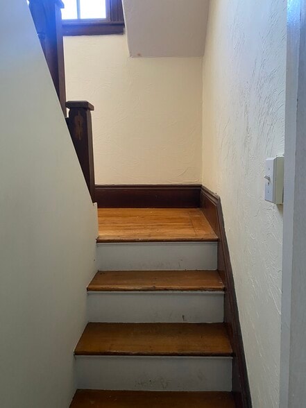 More Photos Of 1359 Centre St, Newton Office For Lease