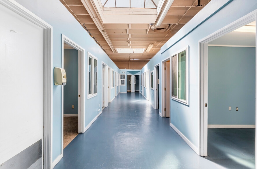 More Photos Of 915 Bryant St, San Francisco Flex For Sale