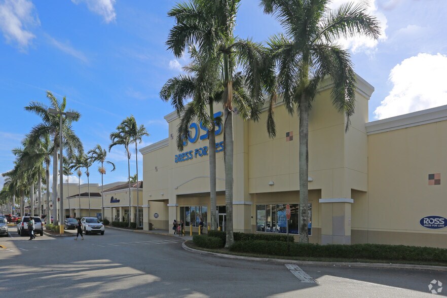 More Photos Of 4346-4370 Okeechobee Blvd, West Palm Beach Storefront For Sale