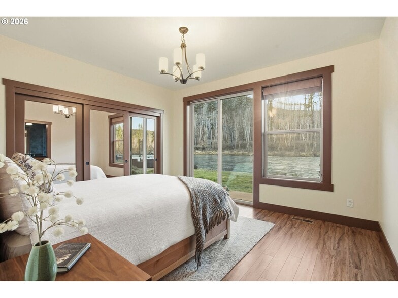 More Photos Of 49164 McKenzie Hwy, Vida Lodge Meeting Hall For Sale