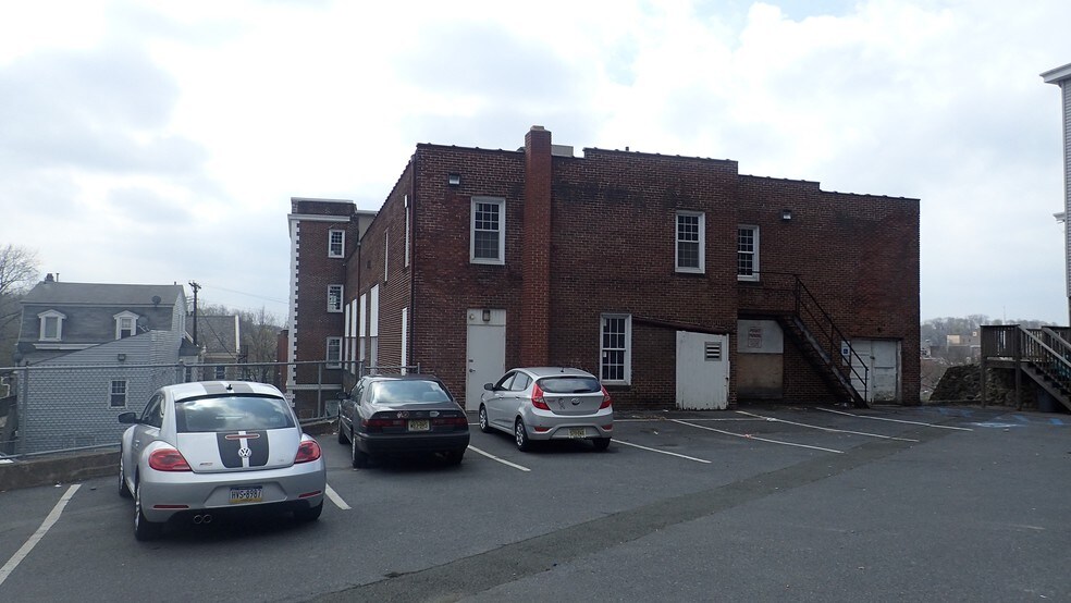 More Photos Of 75 S Main St, Phillipsburg Office For Lease
