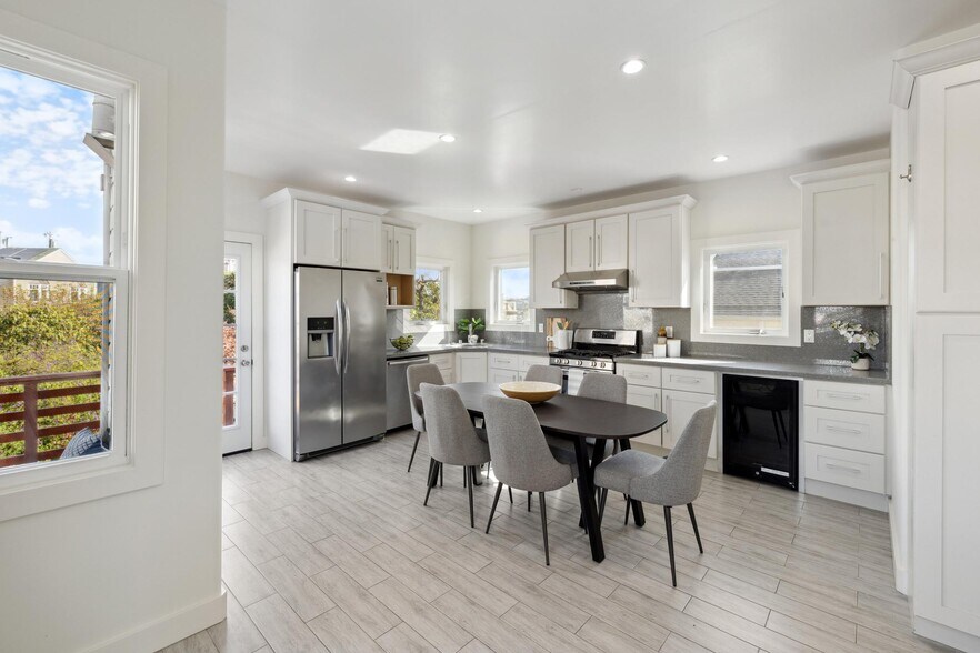 More Photos Of 31-33 Cuvier St, San Francisco Apartments For Sale