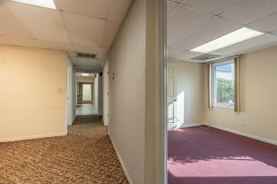 More Photos Of 1219 Ogden Ave, Downers Grove Office For Sale