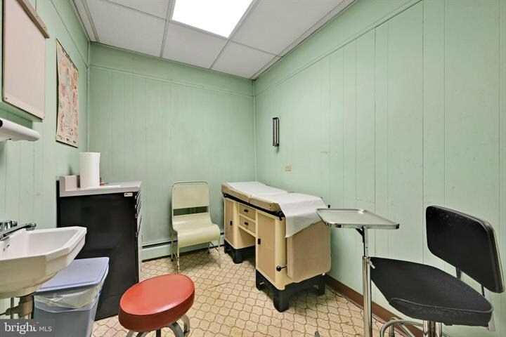 More Photos Of 407 W Market St, Pottsville Office For Sale