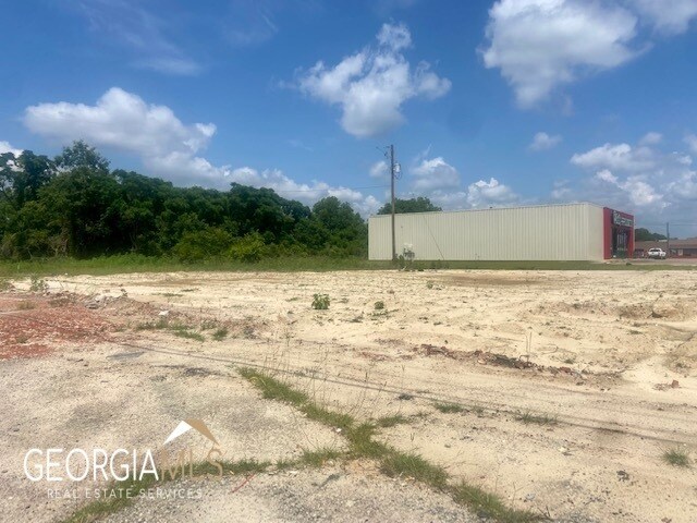 More Photos Of 102 W Oak St, Mc Rae Helena Land For Sale
