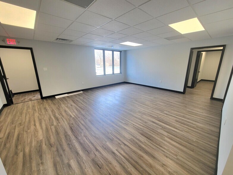 More Photos Of 7725 Broadway, Merrillville Medical For Lease