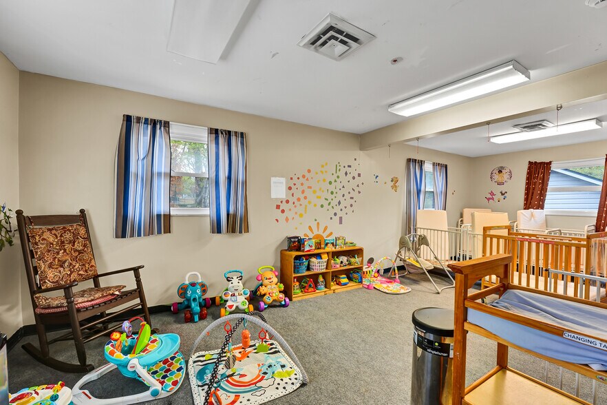 More Photos Of 7828 S Northshore Dr, Knoxville Schools For Sale