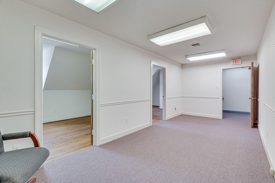 More Photos Of 217 N Washington St, Alexandria Office Residential For Sale