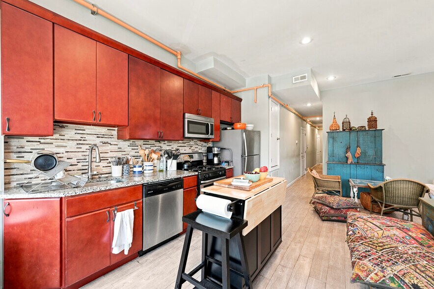 More Photos Of 807 S 49th St, Philadelphia Apartments For Sale
