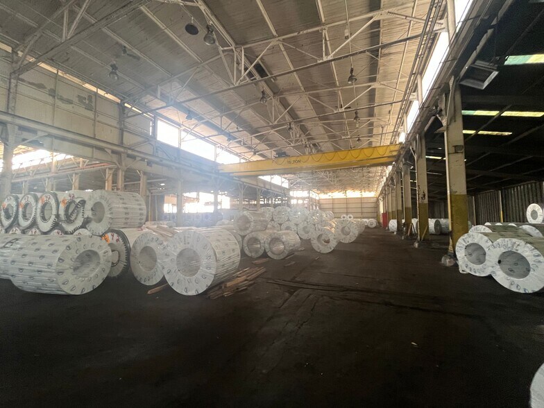 More Photos Of 5 N Wilson Ave, Bristol Industrial For Sale