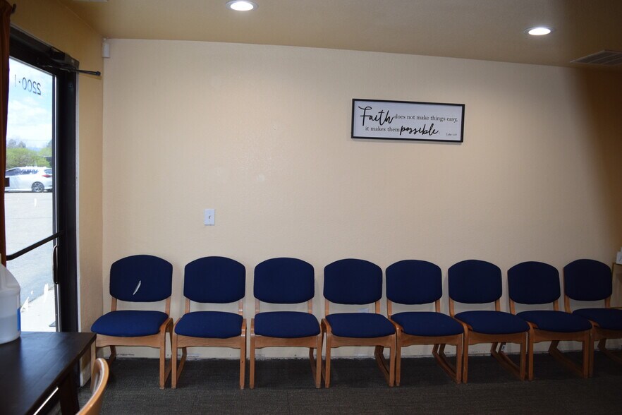 More Photos Of 2200 Chambers Rd, Aurora Warehouse For Sale