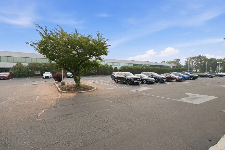 More Photos Of , Garden City Office For Sale