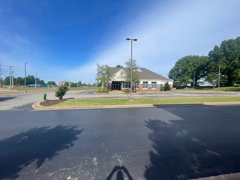 More Photos Of 5 Channing Way, Jackson Bank For Sale