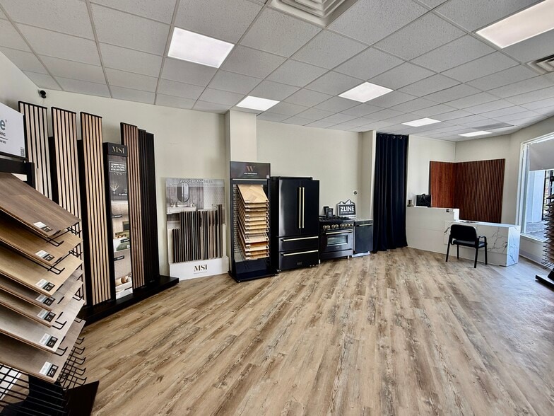 More Photos Of 4338 Paces Ferry Rd SE, Atlanta Storefront Retail Office For Lease