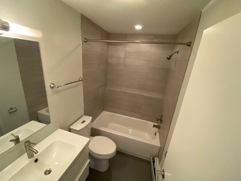 More Photos Of 1057 13th St, Boulder Apartments For Sale