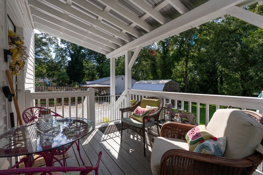 More Photos Of 207 W 2nd Ave, Easley Hospitality For Sale