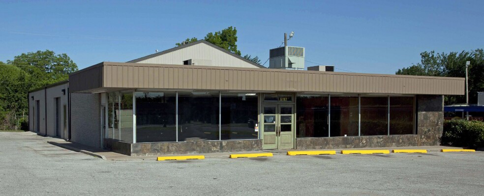 Primary Photo Of 5107 N Macarthur Blvd, Oklahoma City Freestanding For Lease