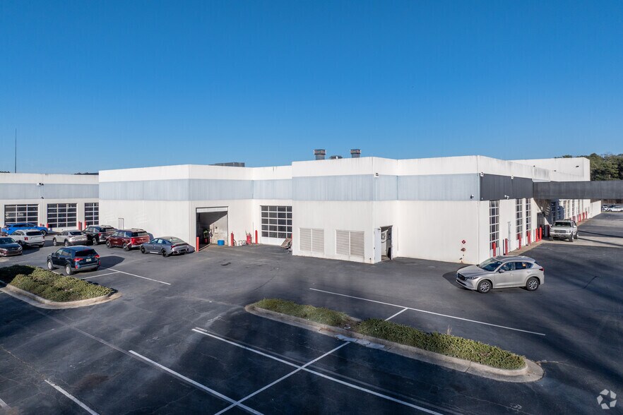 More Photos Of 4310 Jonesboro Rd, Union City Auto Repair For Lease