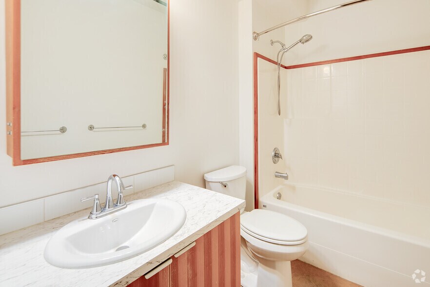 More Photos Of 536 Herald St, Victoria Apartments For Lease