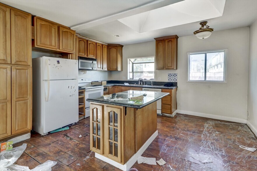 More Photos Of 30793 Vallejo St, Union City Land For Sale