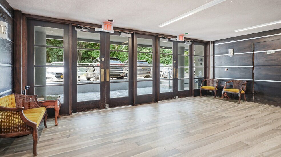 More Photos Of 521 Route 111, Hauppauge Medical For Lease