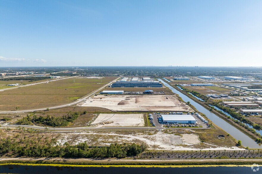 More Photos Of 8950 Alico Trade Center, Fort Myers Land For Lease