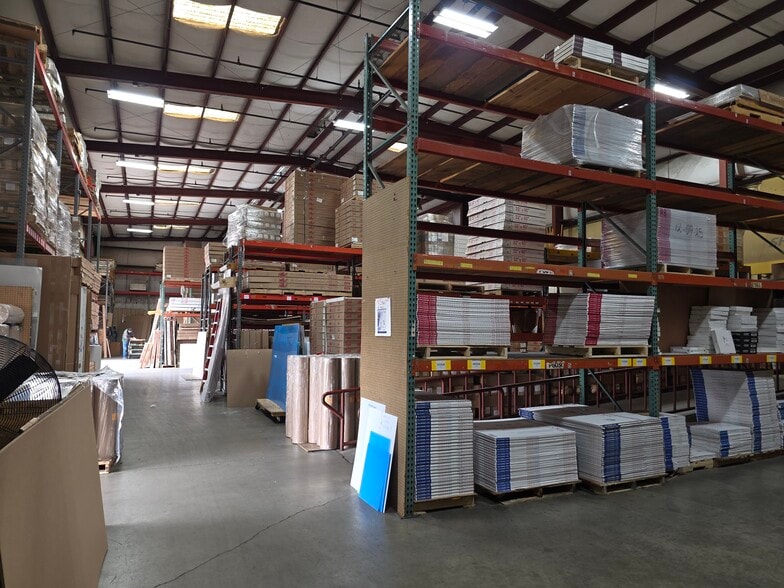 More Photos Of 10708 Vanowen St, North Hollywood Warehouse For Sale