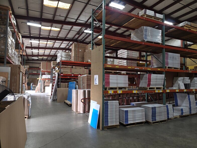 More Photos Of 10708 Vanowen St, North Hollywood Warehouse For Sale