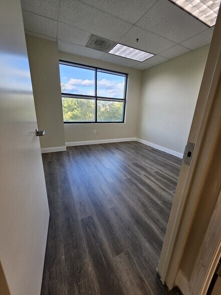 More Photos Of 9161 Liberia Ave, Manassas Medical For Lease