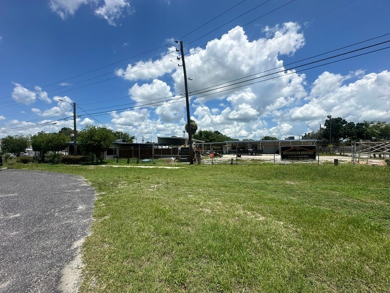 Primary Photo Of 1701 W Memorial Blvd, Lakeland Auto Dealership For Sale