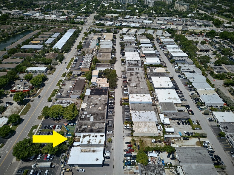 More Photos Of 30 SW 5th Ct, Pompano Beach Flex For Sale