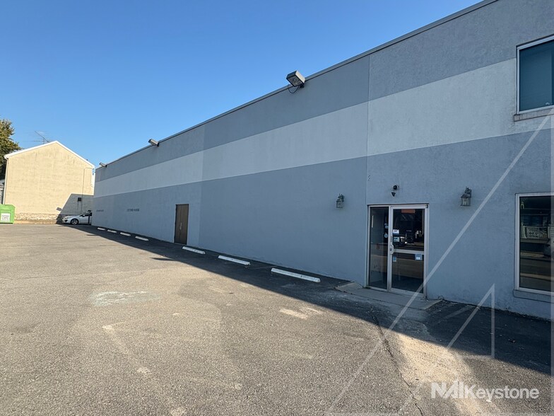 More Photos Of 60 E Penn Ave, Wernersville Auto Dealership For Sale