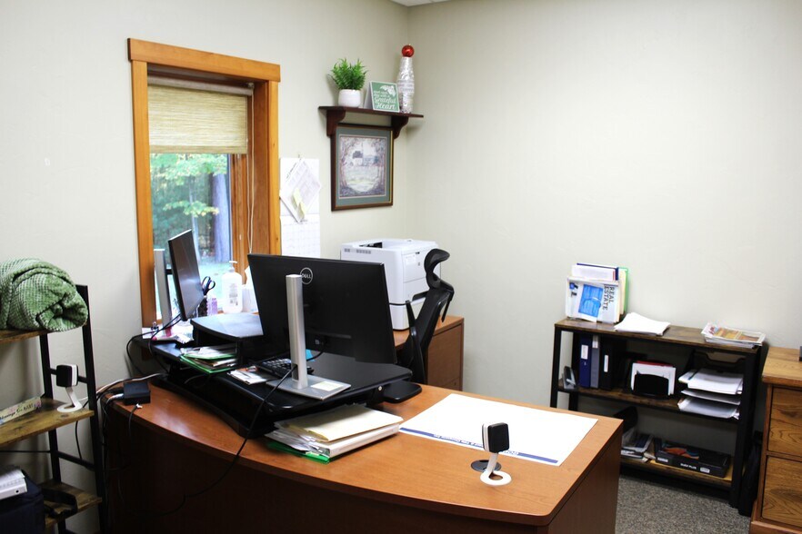 More Photos Of 9559 Bolger Lake Rd, Minocqua Office For Sale