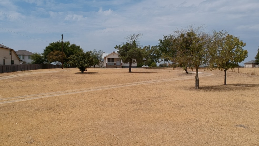 More Photos Of 8076 County Road 110, Round Rock Land For Sale