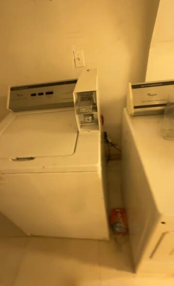 More Photos Of 958 Lafayette Ave, Brooklyn General Retail For Lease