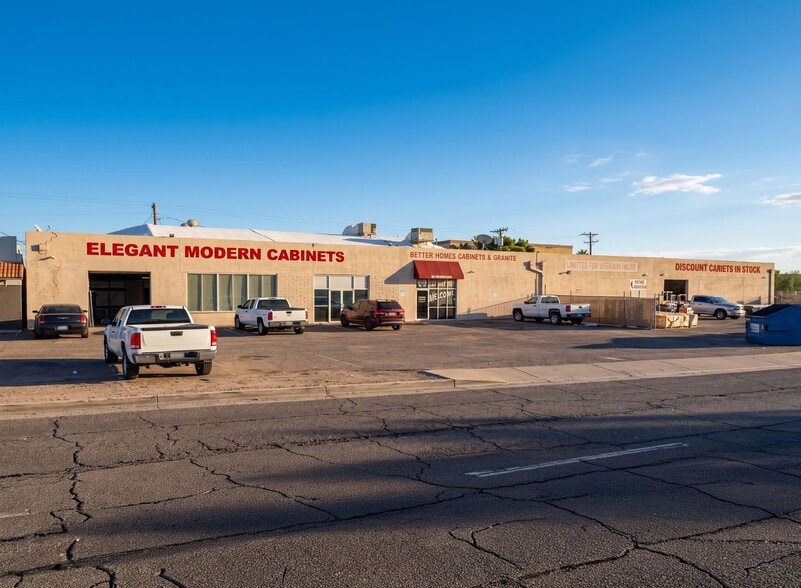 Primary Photo Of 4009 N Black Canyon Hwy, Phoenix Warehouse For Lease