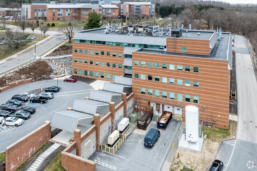 More Photos Of 1 Innovation Dr, Worcester Medical For Lease