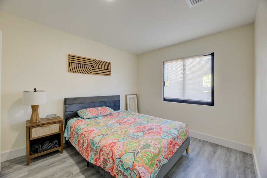 More Photos Of 742 NW 70th St, Miami Apartments For Sale