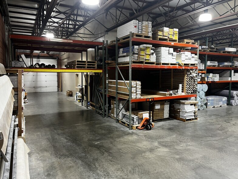 More Photos Of 535-579 N Denver Ave, Loveland Light Manufacturing For Sale