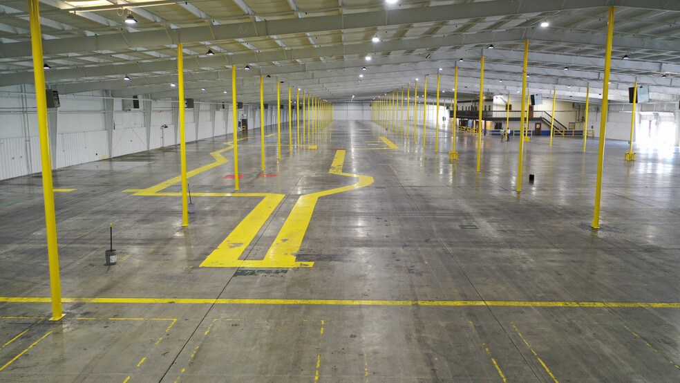 More Photos Of 154 Metro Ct, Greer Distribution For Lease